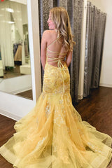 Cute Yellow Mermaid Sequins Scoop Neck Long Prom Dress with Appliques