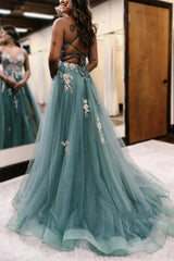 Green Backless A-Line V-Neck Tulle Long Prom Dresses with Appliques