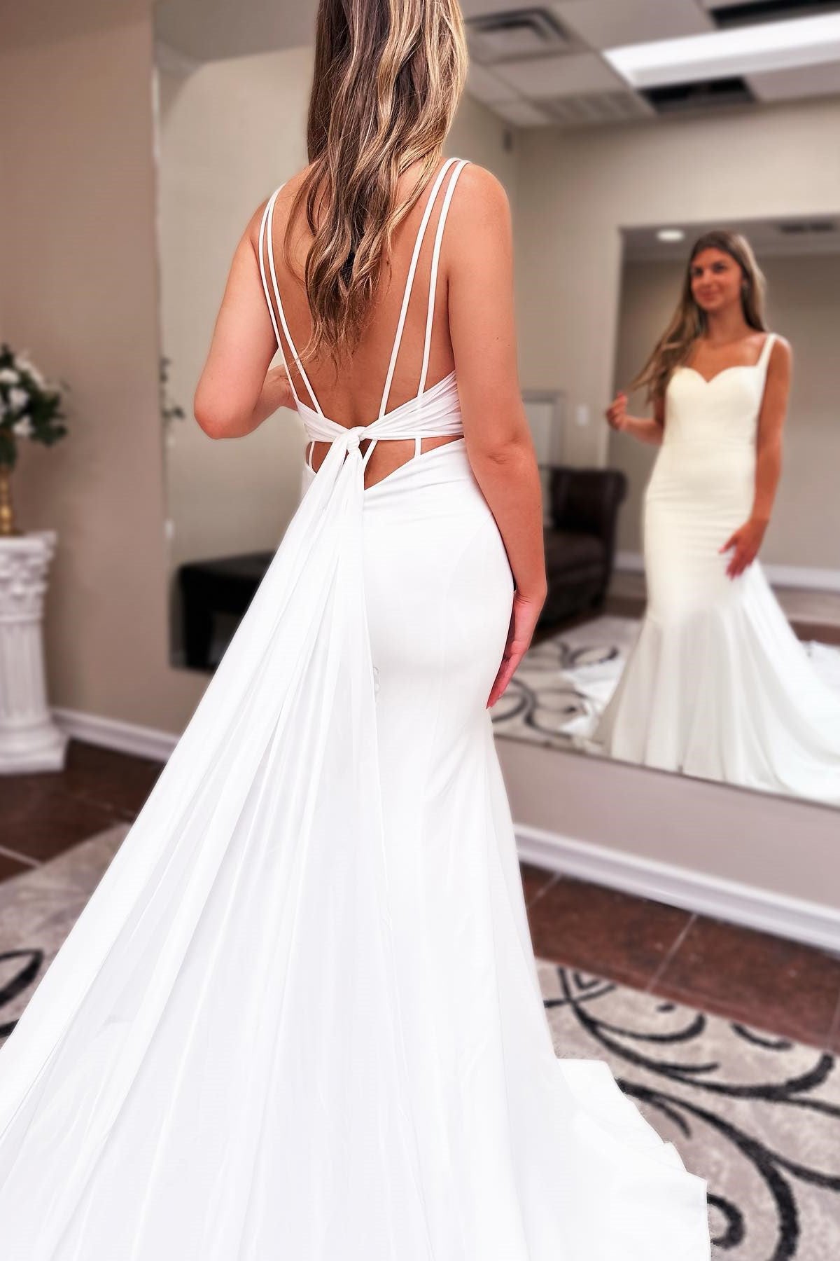 Ivory Sweetheart Backless Mermaid Long Wedding Dress with Attached Train