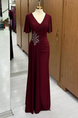 Burgundy Rhinestone Applique V-Neck Mother's Gown with Short Sleeves