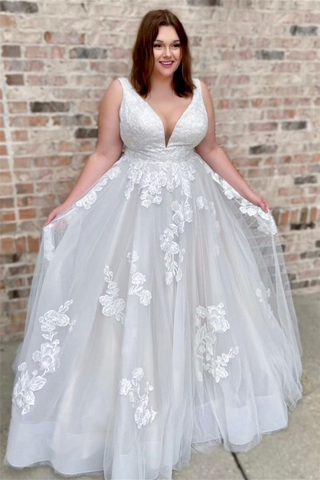 White Plunging V Neck Appliques A-line Tulle Long Wedding Dress