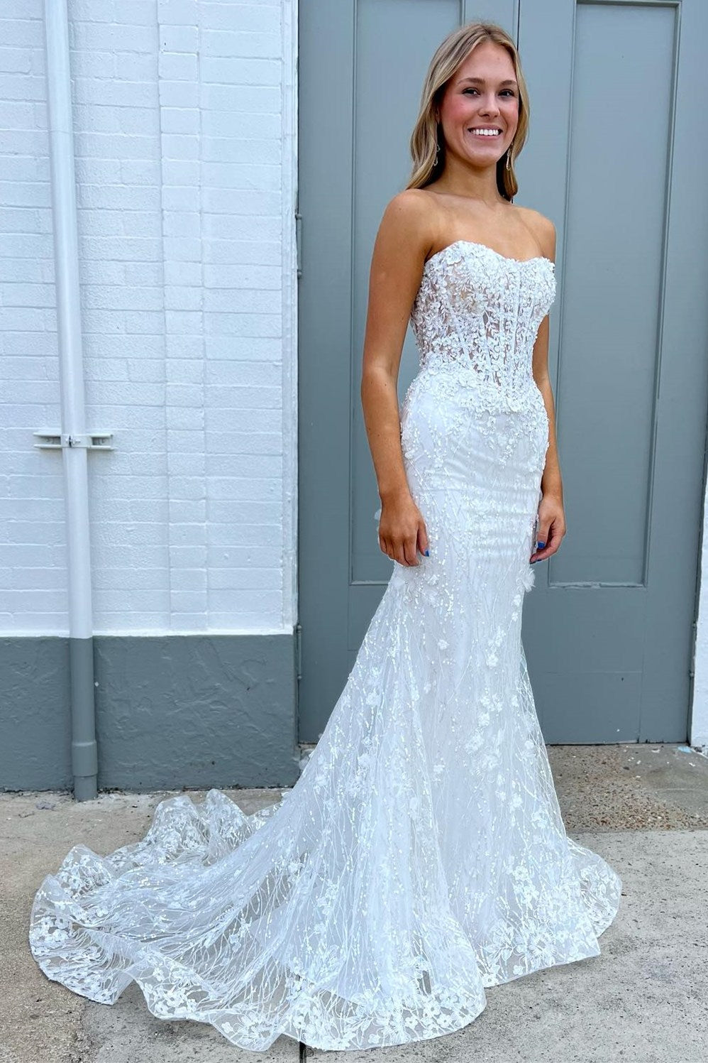 Strapless White Lace Trumpet Long Bridal Gown