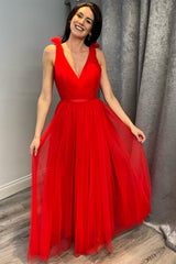 Red Tulle V-Neck A-Line Long Bridesmaid Dress