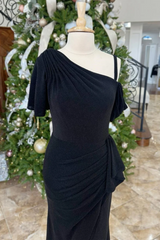 Mermaid Slit Classic Black Pleated Mother of the Bride Dress