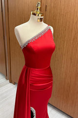 One-Shoulder Red Beaded Long Dress with Attached Train