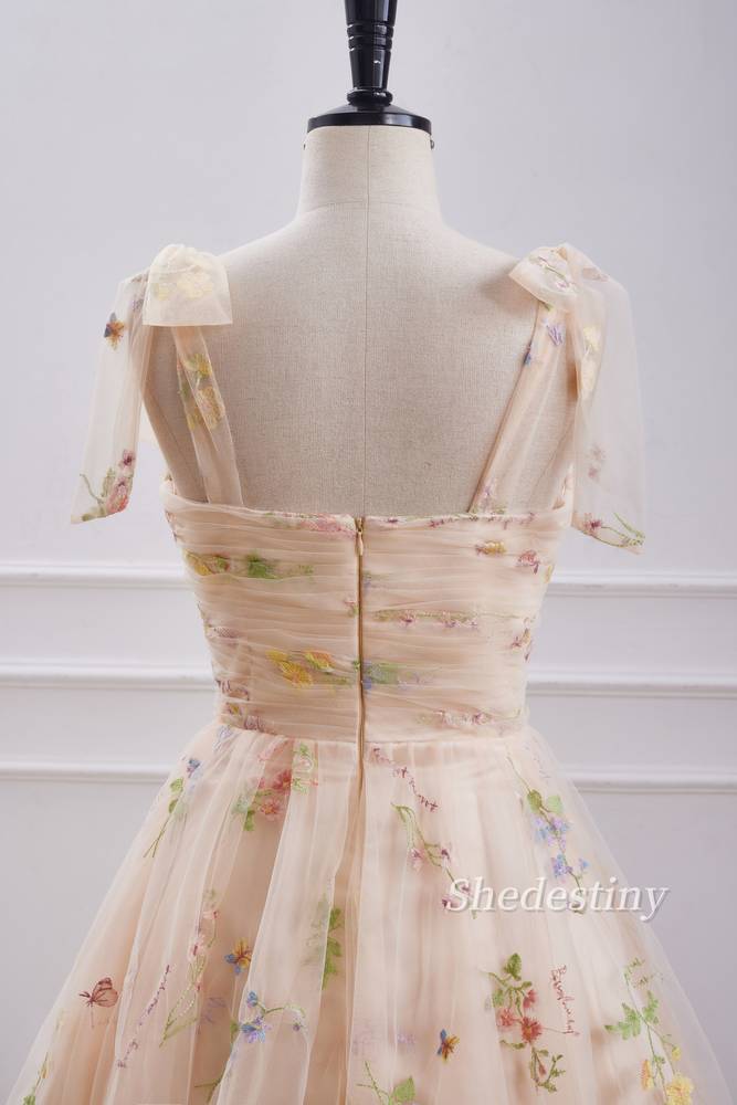 Floral Print Sweetheart Champagne Homecoming Dress