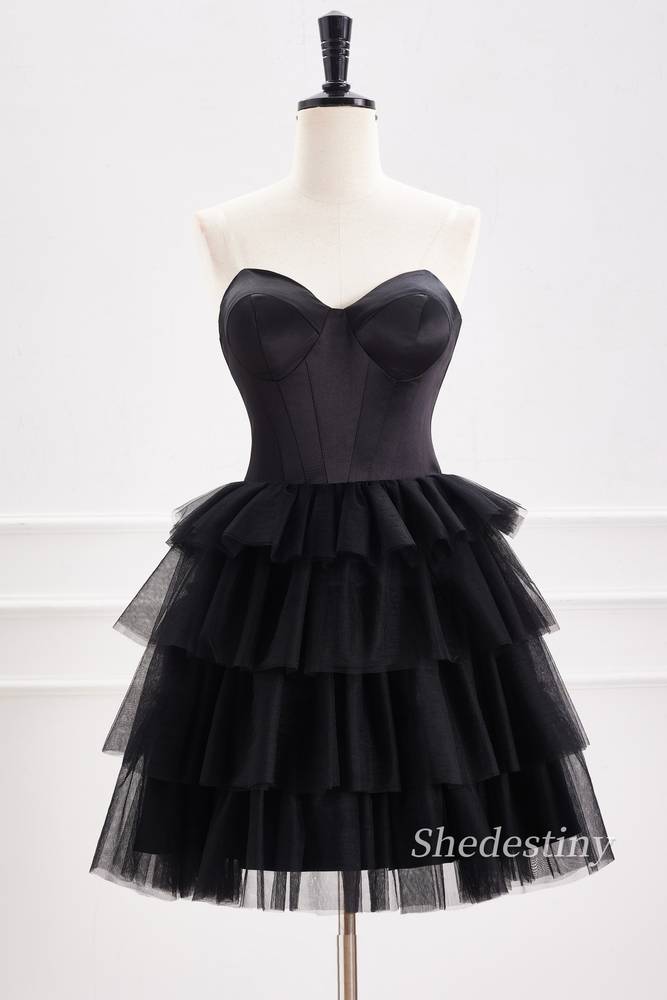 Black Strapless A-Line Tulle Homecoming Dress Front Side