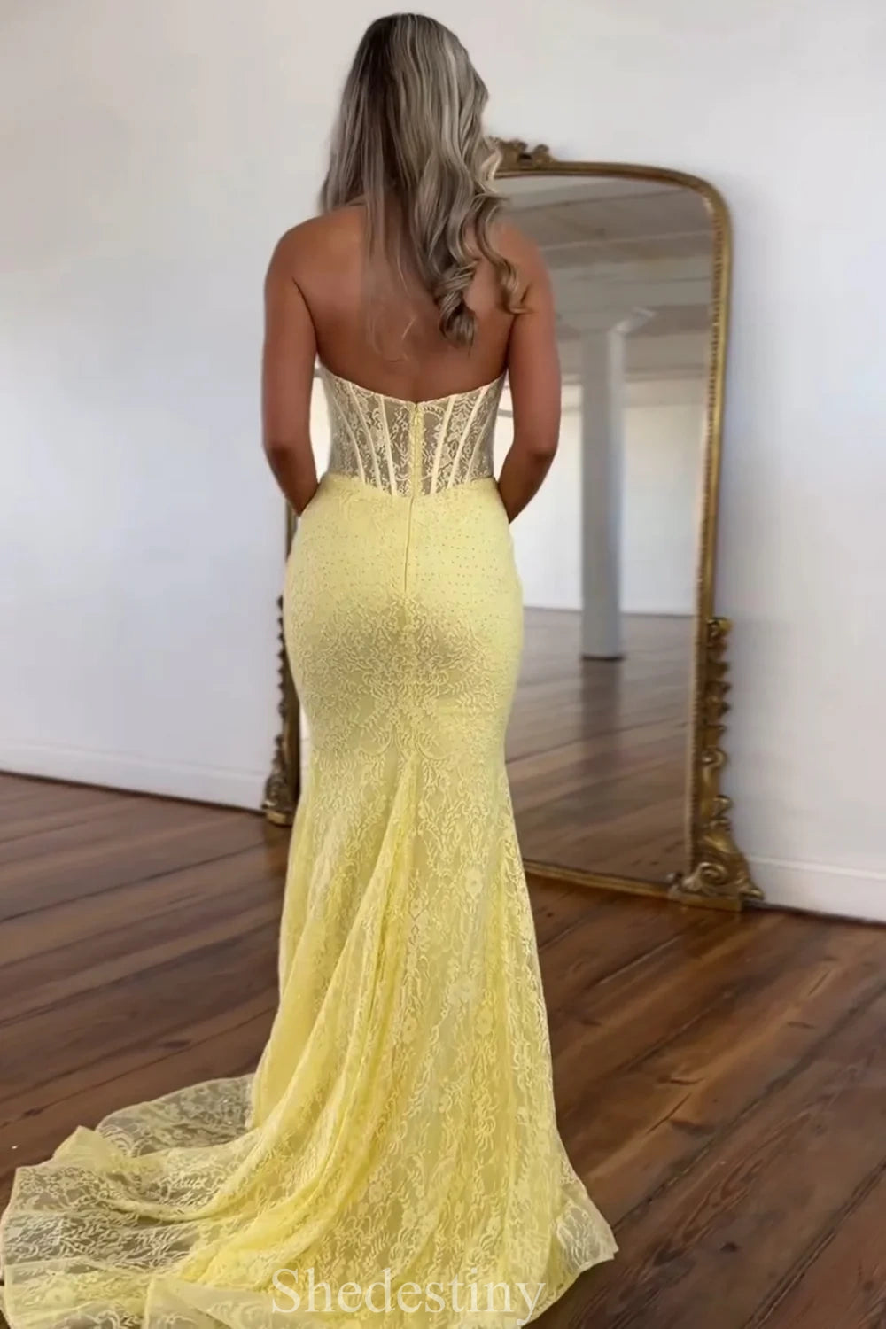 Lace Yellow Mermaid Halter Long Prom Dress with Applique