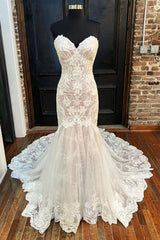 Sweetheart Mermaid Minimalist Tulle Wedding Dress