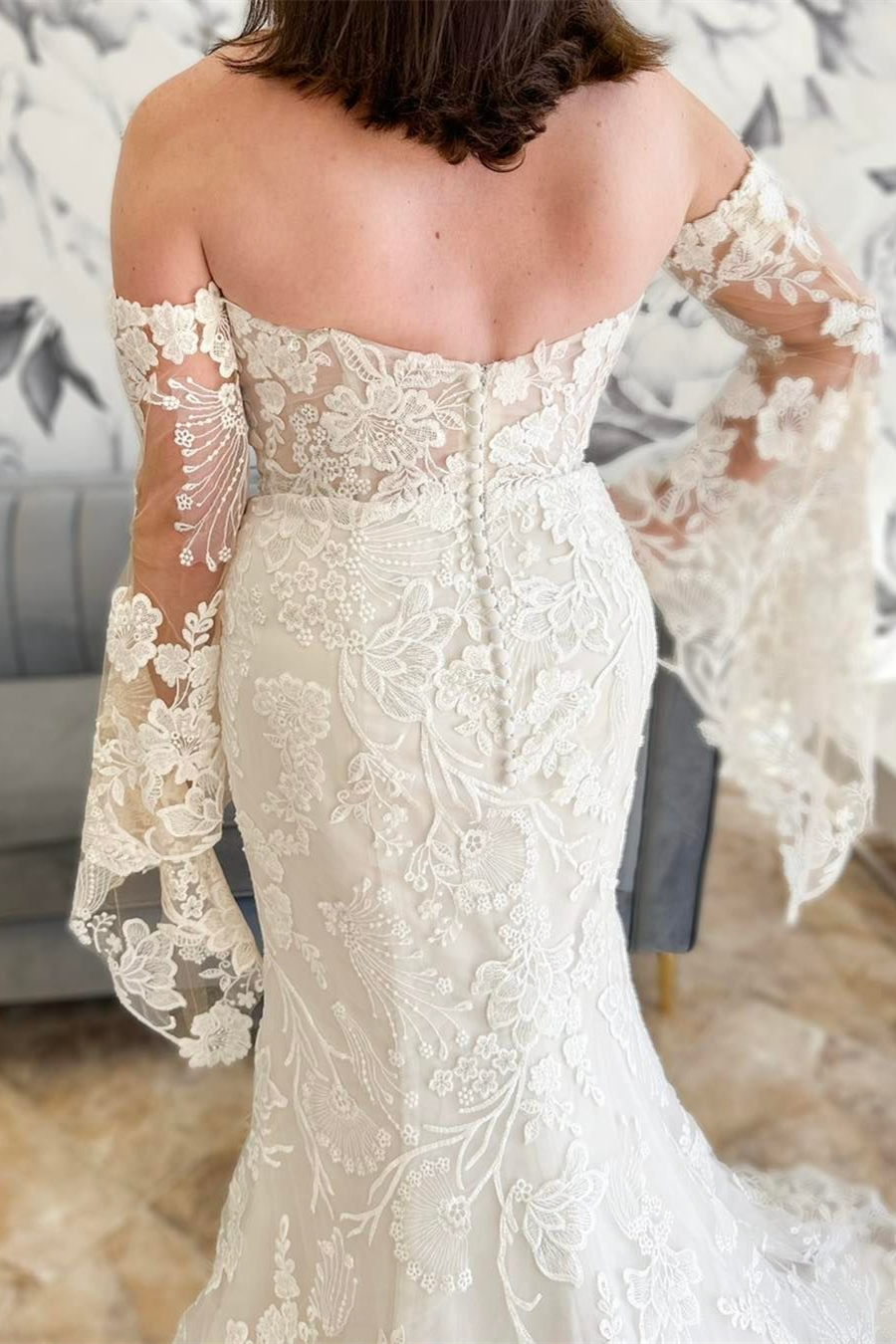 White Strapless Mermaid Lace Long Wedding Dress with Detachable Sleeves