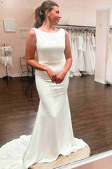 Senior Pearls Trumpet Satin Long Wedding Dress with V-Back