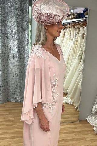 Dusky Pink Chiffon Applique V-Neck Mother of the Groom Dress with Cape