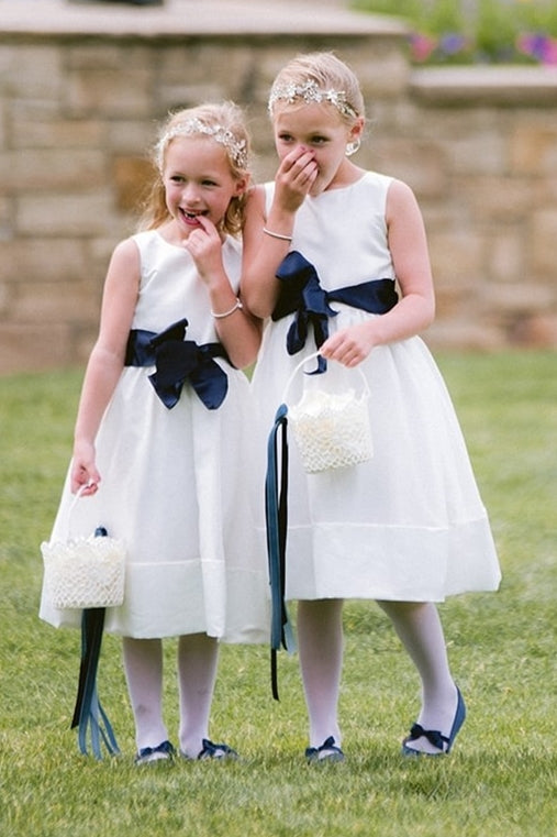Simple White Round Neck Tie-Front A-Line Flower Girl Dress
