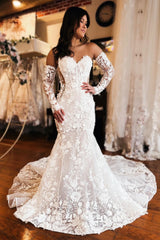 Whit Appliques Sweetheart Trumpet Long Wedding Dress