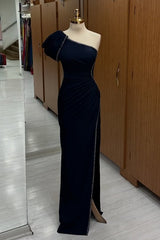 Elegant Black One Shoulder Mother of the Bride Dress with Rhinestone
