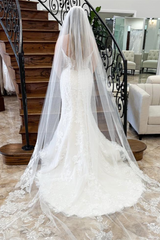 White Appliques Plunging V Neck Straps Long Wedding Dress