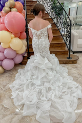 White Plunging Off-the-Shoulder Appliques Multi-Layers Mermaid Long Wedding Dress