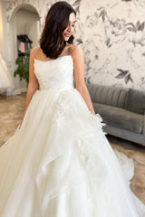 Ivory Tulle Strapless Ruching A-Line Long Wedding Dress with Flowers