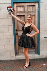 Black V-Neck Sleeveless A-Line Short Cocktail Homecoming Dress