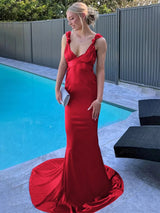 Burgundy Mermaid Straps Satin Pleated Long Prom Dress