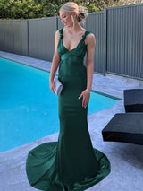 Burgundy Mermaid Straps Satin Pleated Long Prom Dress