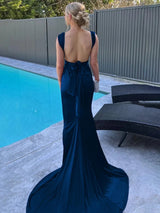 Burgundy Mermaid Straps Satin Pleated Long Prom Dress