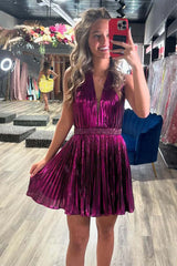 Delicate Halter A-Line Short Metallic Homecoming Dress with Open Back