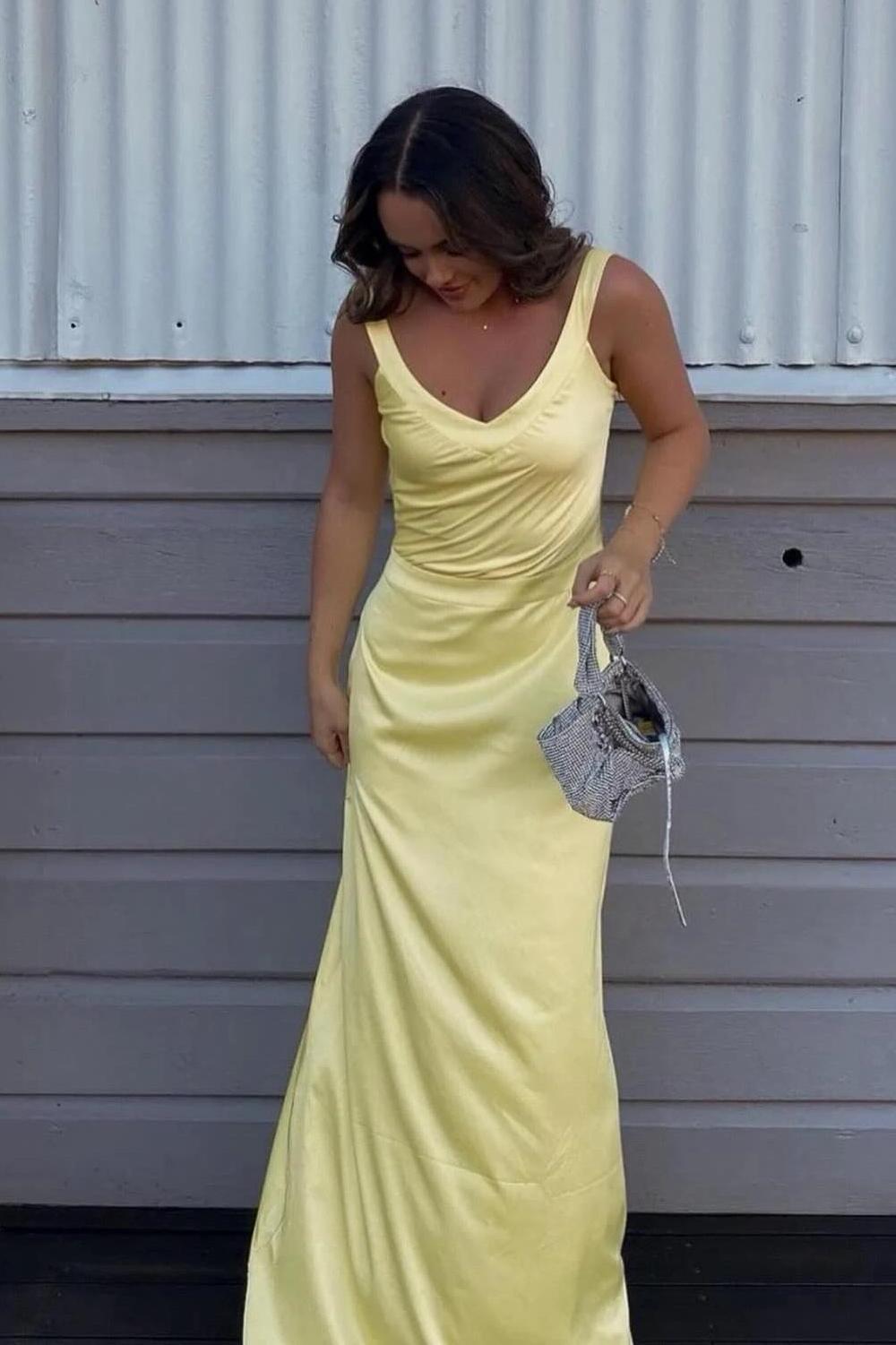 Green Spaghetti Straps Sheath Satin Long Prom Dress