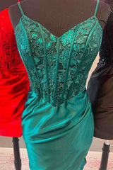 Rote Pailletten V-Ausschnitt Bodycon Homecoming Kleider mit Applikationen