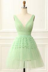 Dusty Sage Tulle V-Neck Tiered Short Party Dress with Ruffles