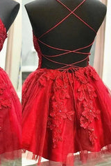 Rotes kurzes Homecoming-Kleid aus Tüll mit Spaghettiträgern und Applikationen