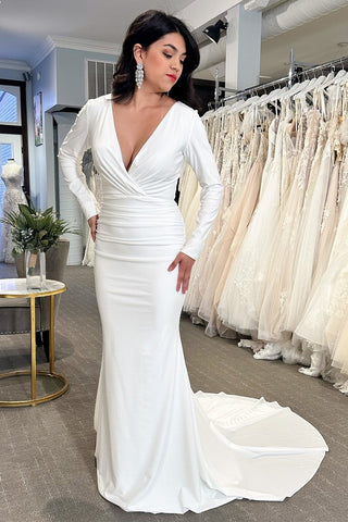 Elegant Surplice Long Sleeve Mermaid Long Wedding Dress