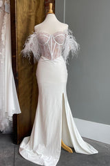 White Sweetheart Lace-Up Long Wedding Dress with Feathers