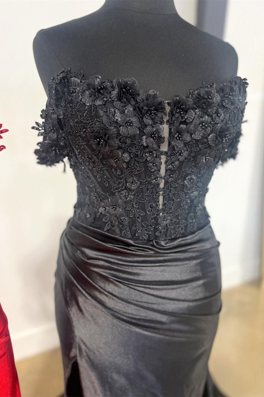 Black 3D Floral Lace Off-the-Shoulder Mermaid Long Formal Dress
