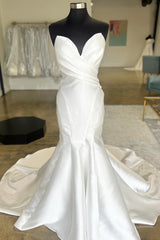 White Surplice Trumpet Long Wedding Gown