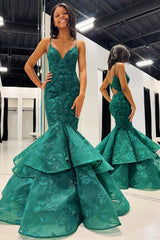 Emerald Appliques V-Neck Trumpet Long Gown