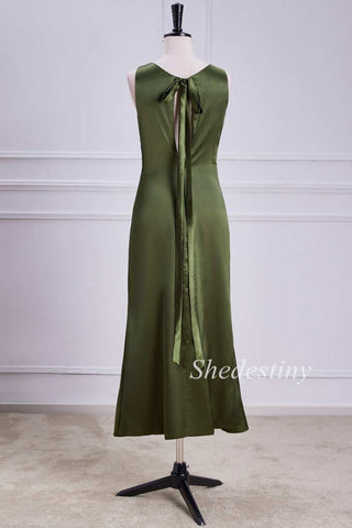 Olive Green Sleeveless Keyhole Midi Dress