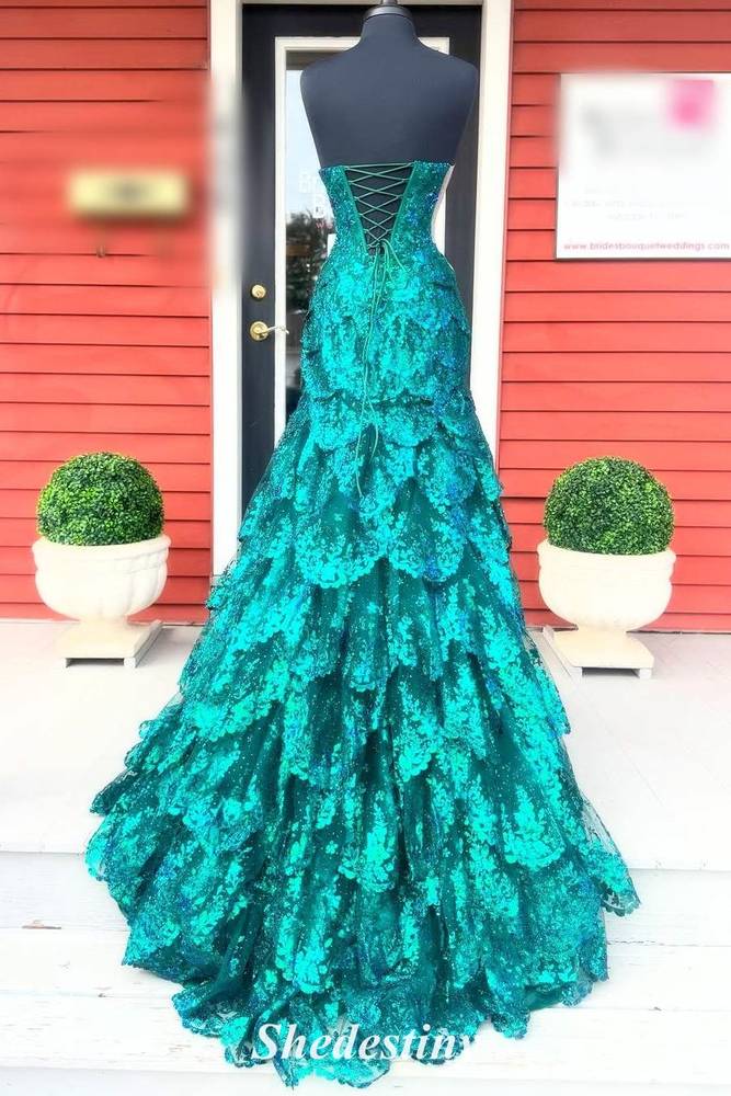 Ruffle Green Plunging V-Neck A-Line Prom Gown with Sequin