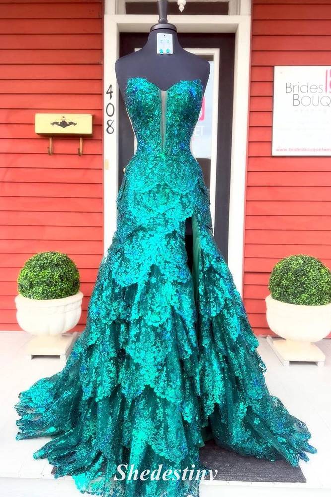 Ruffle Green Plunging V-Neck A-Line Prom Gown with Sequin