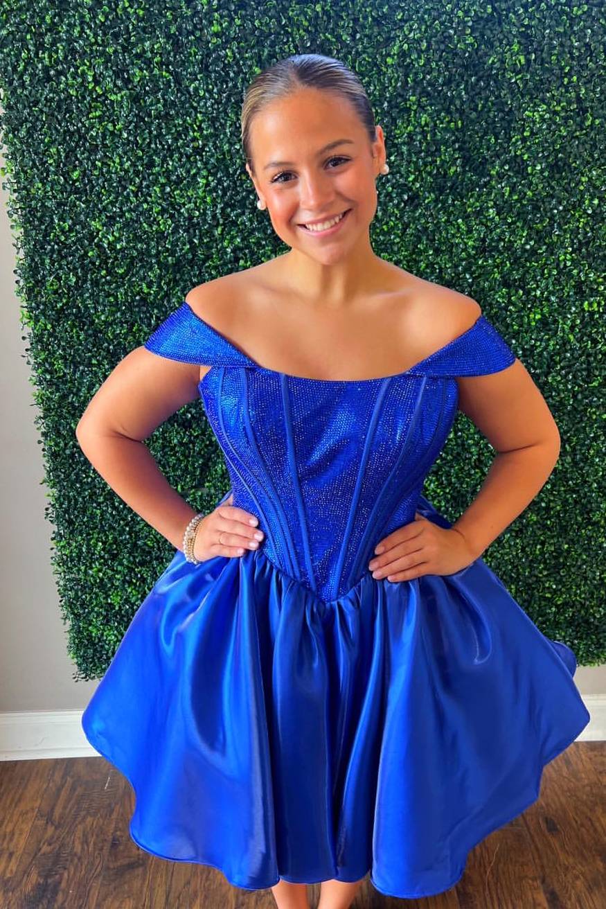 Königsblaues, schulterfreies A-Linien-Homecoming-Kleid aus Satin mit Strasssteinen