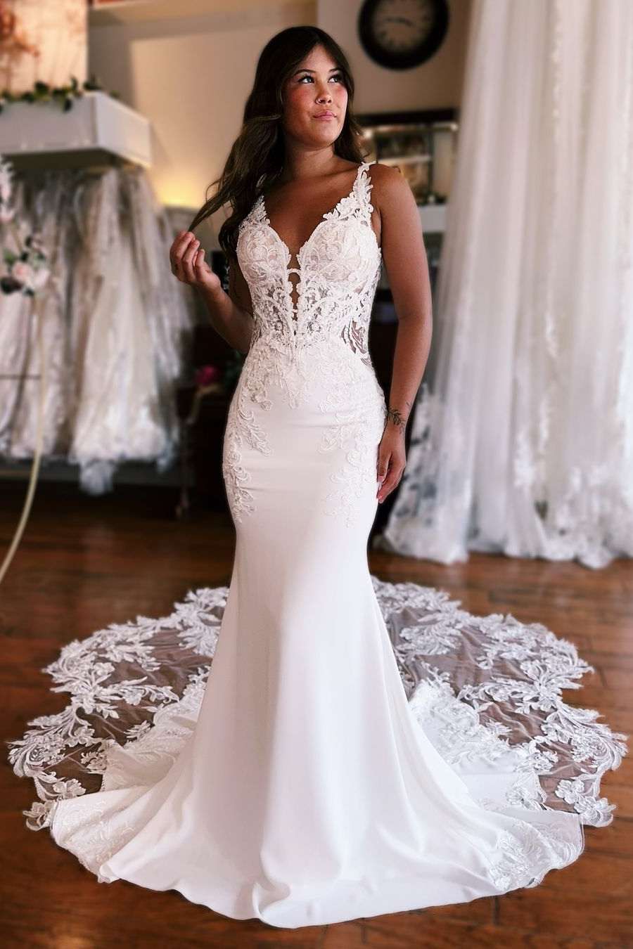 Mermaid V-Neck Lace Appliques Sweep Train Wedding Dress