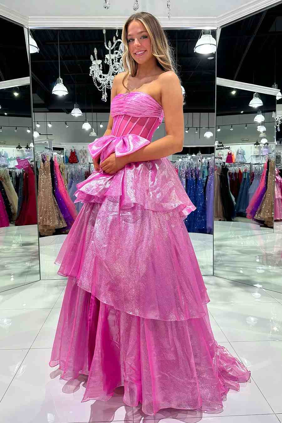 Hellblaues trägerloses A-Linien-Ballkleid aus Satin mit Schleife 