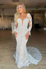 Applique Plunging V Neck Mermaid Lace Wedding Dress with Long Sleeves