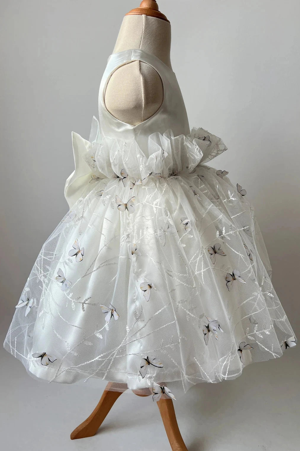 Cute Scoop Neck Flower Girl Dress with Butterfly Applique