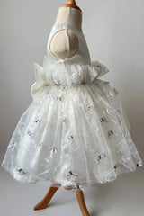 Cute Scoop Neck Flower Girl Dress with Butterfly Applique