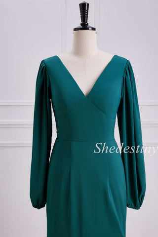 V-Neck Trumpet Maxi Dress with Long Sleeves in Emerald