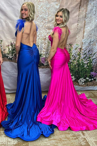 Langes Abendkleid im Meerjungfrau-Stil mit blauen Federn, V-Ausschnitt und offenem Rücken