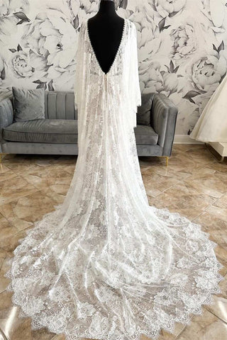 Langes Brautkleid im Meerjungfrau-Stil mit tiefem V-Ausschnitt aus weißer Spitze und Glockenärmeln