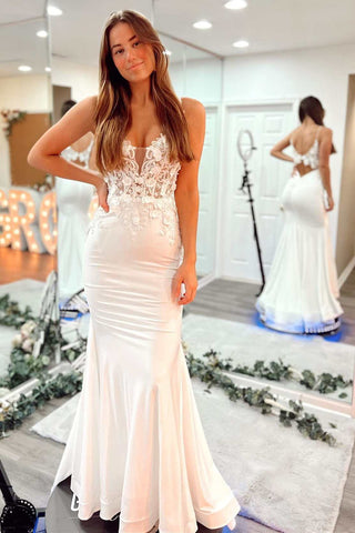 White 3D Floral Lace V-Neck Backless Trumpet Long Prom Gown