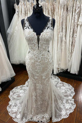 Beige Floral Lace Plunge Neck Backless Trumpet Long Wedding Dress